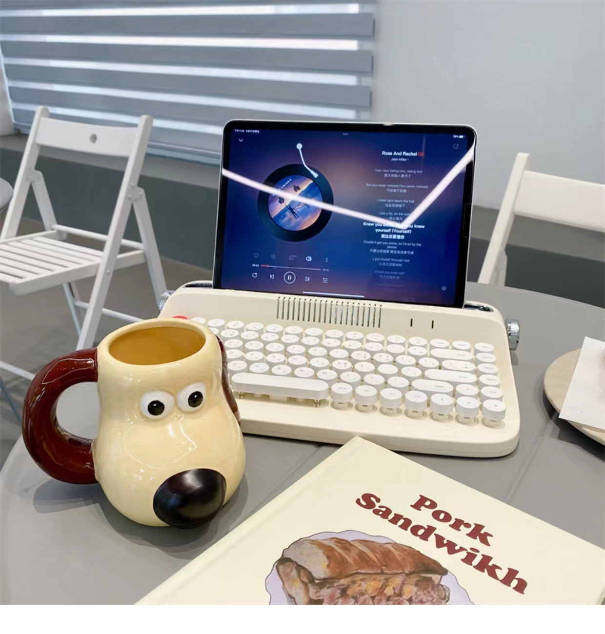 Gromit Ceramic Mug 🦴